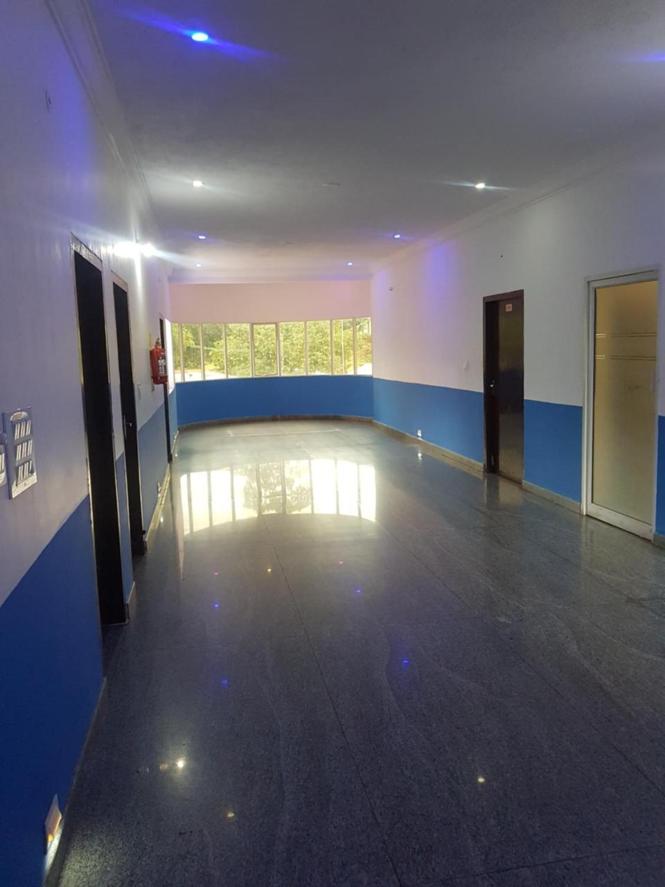 Dolphin Resort Йелагири Екстериор снимка